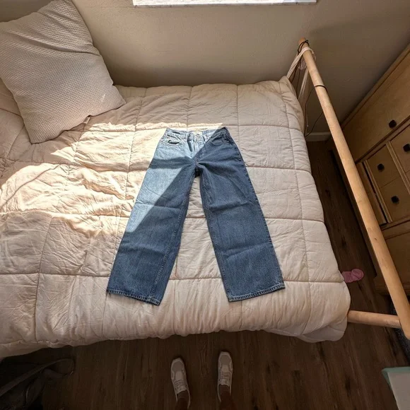 Abercrombie & Fitch Denim The Ultra Low Rise Wide Leg Blue Jeans - Picture 5 of 8